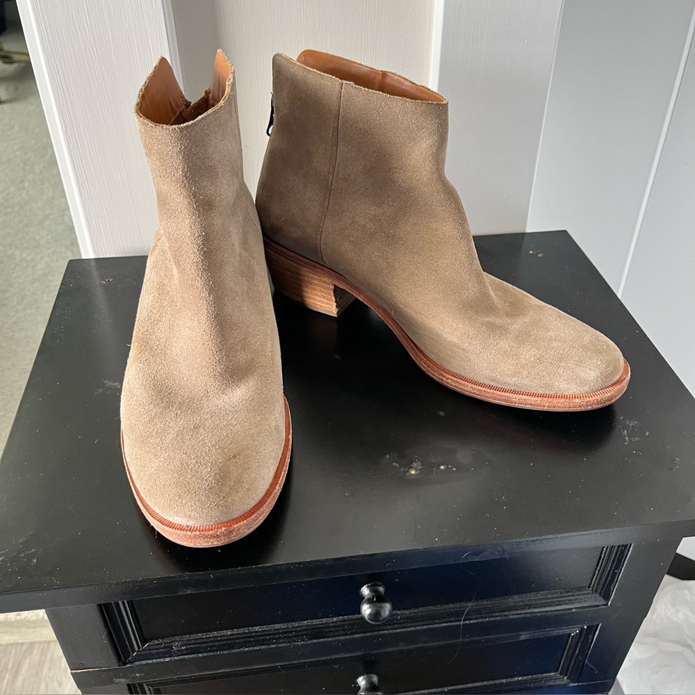 Kork-Ease the Original Tan Suede Booties Sz 8